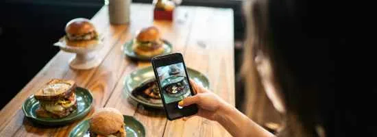 freelance community manager